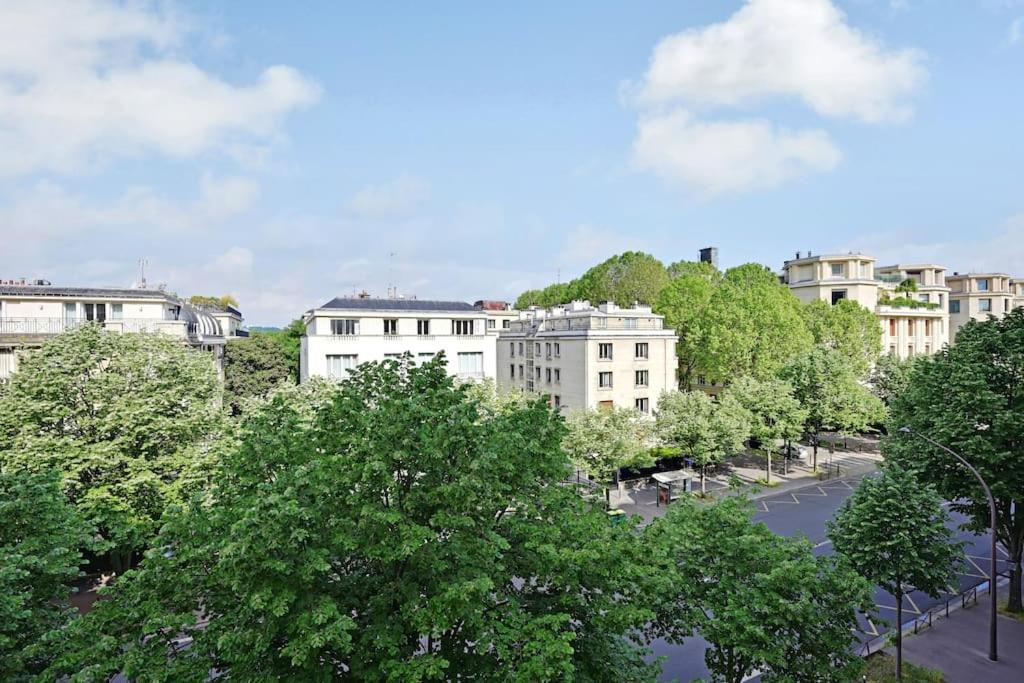 La Muette Apartment Paris